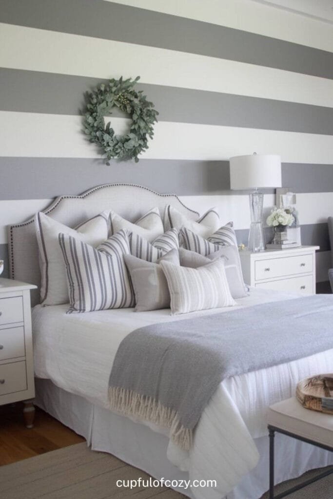 Grey Striped Wallpaper for Subtle Style