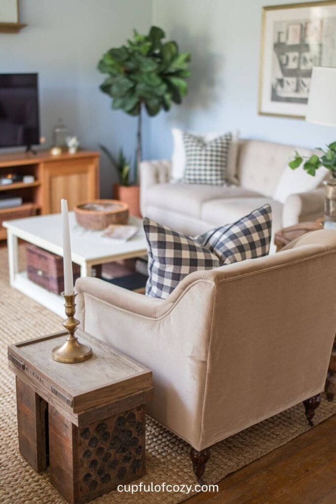 Timeless French Lounge
