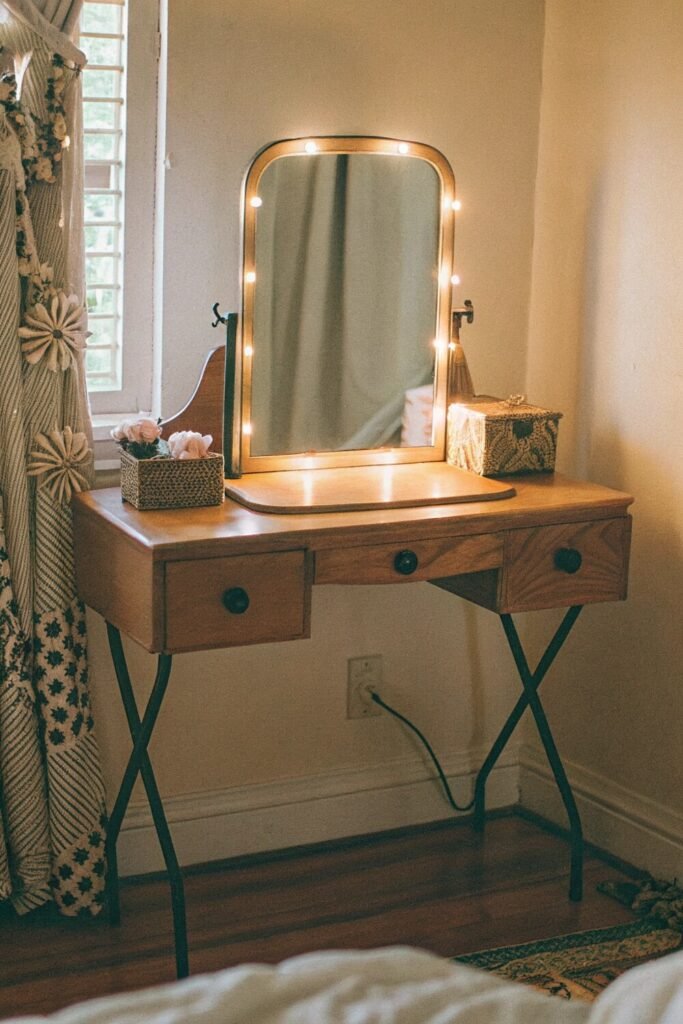 vintage-sewing-table-revival