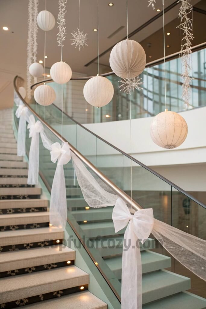christmas-garland-on-glass-staircase (4)