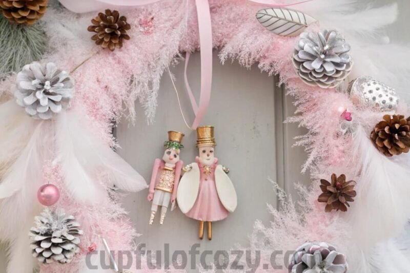 12 Affordable Elegant Pink Christmas Wreaths for a Winter Wonderland Theme