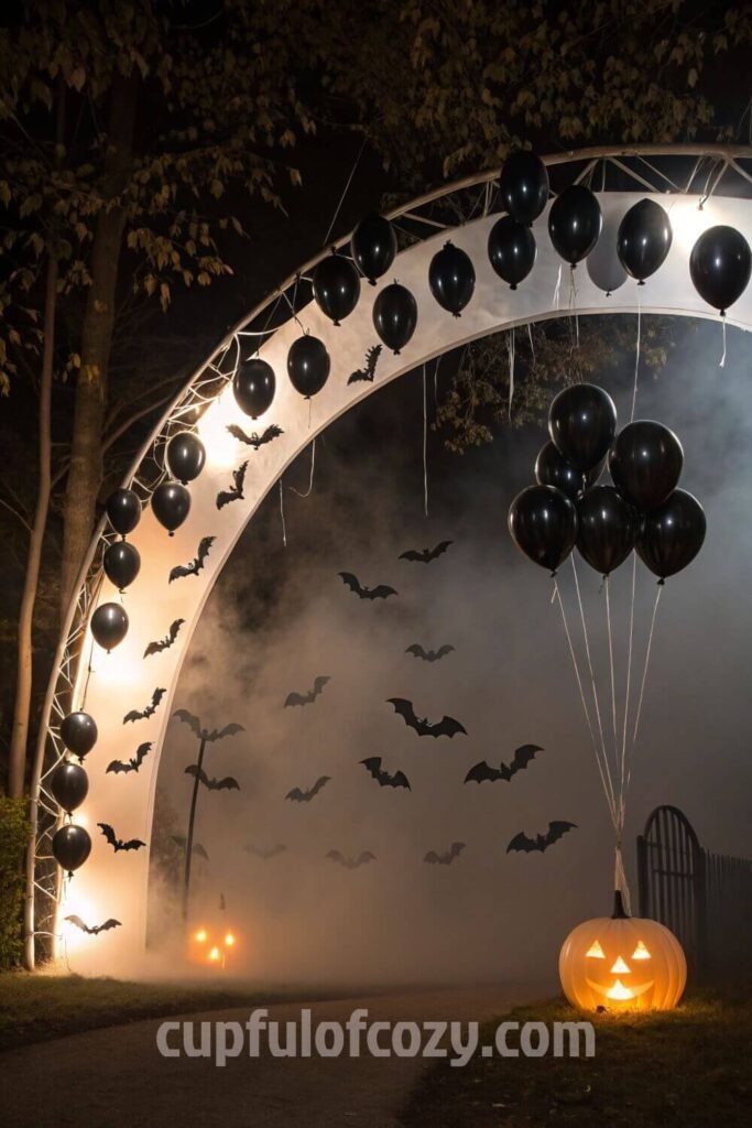 spooky-front-door-arch-with-balloons---bats (8)