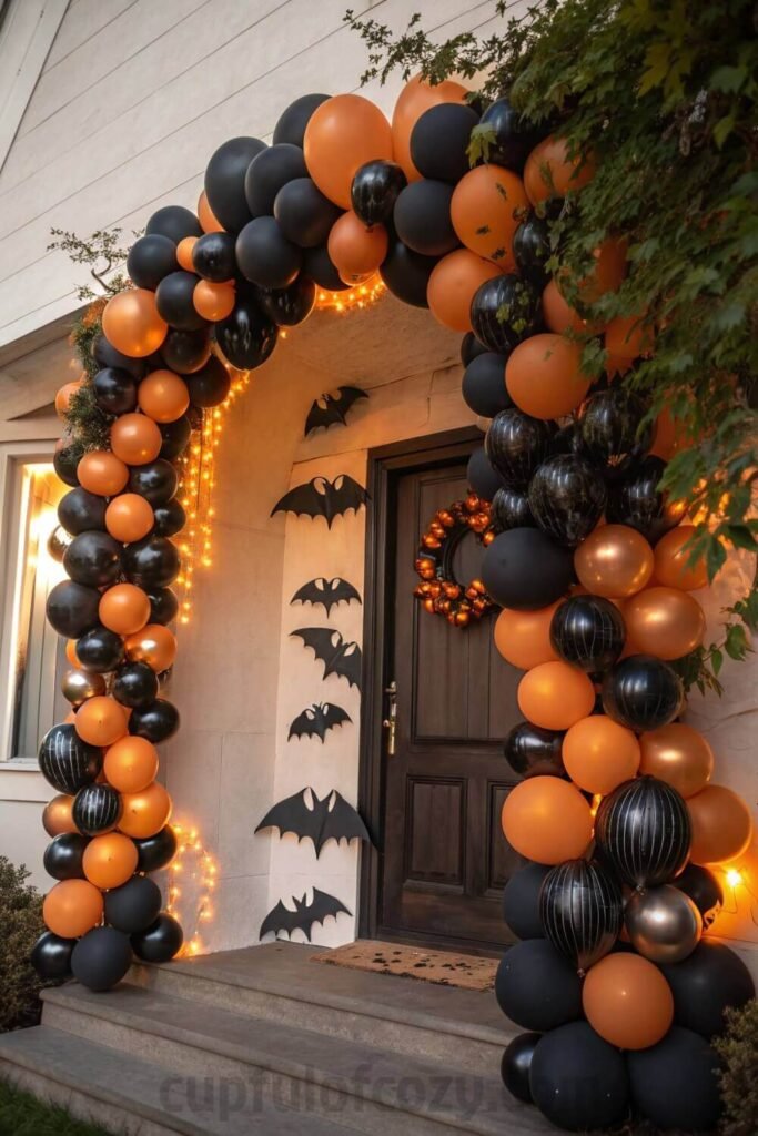 spooky-front-door-arch-with-balloons---bats (8)
